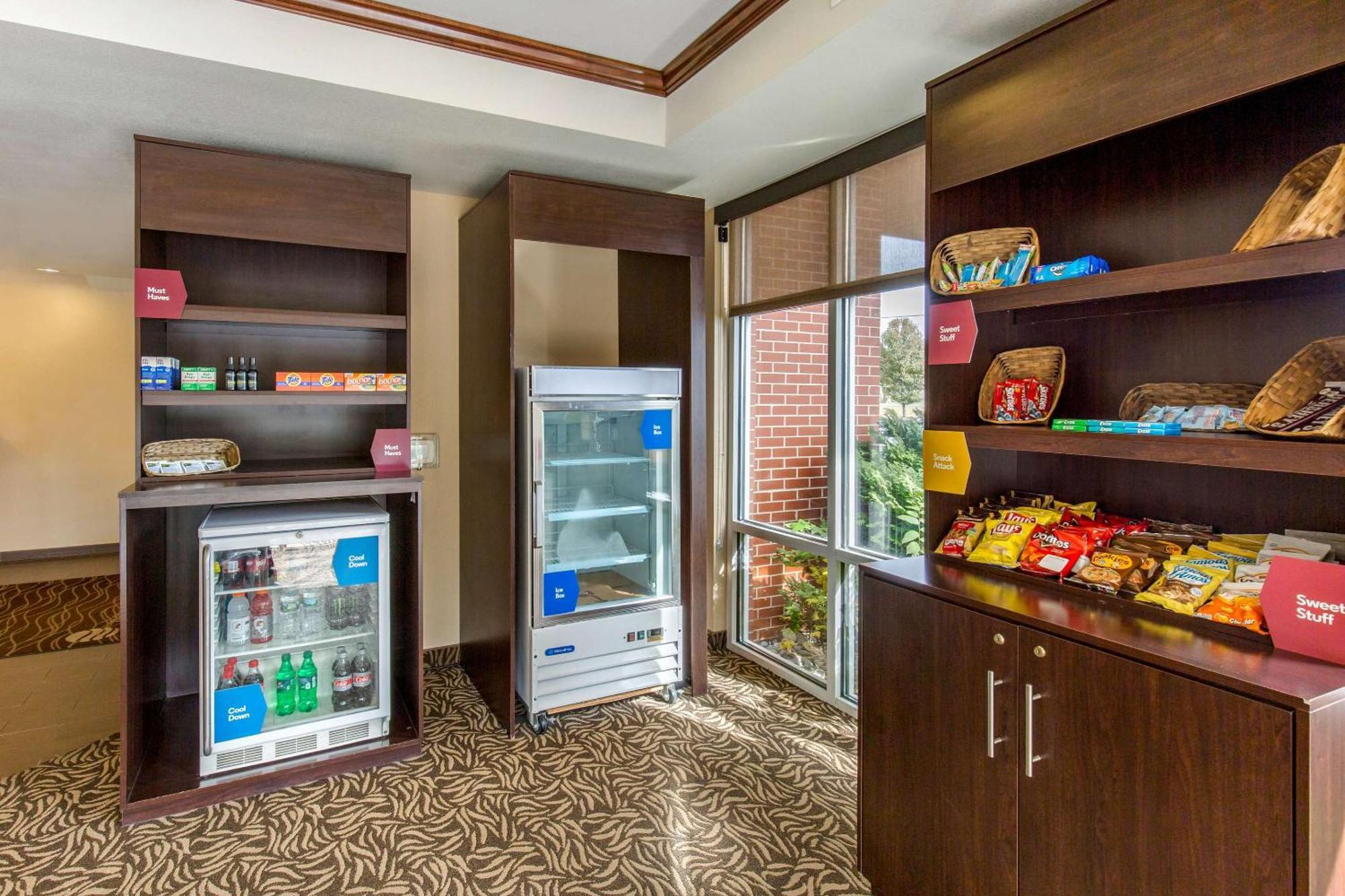 Comfort Suites Сефорд Екстер'єр фото