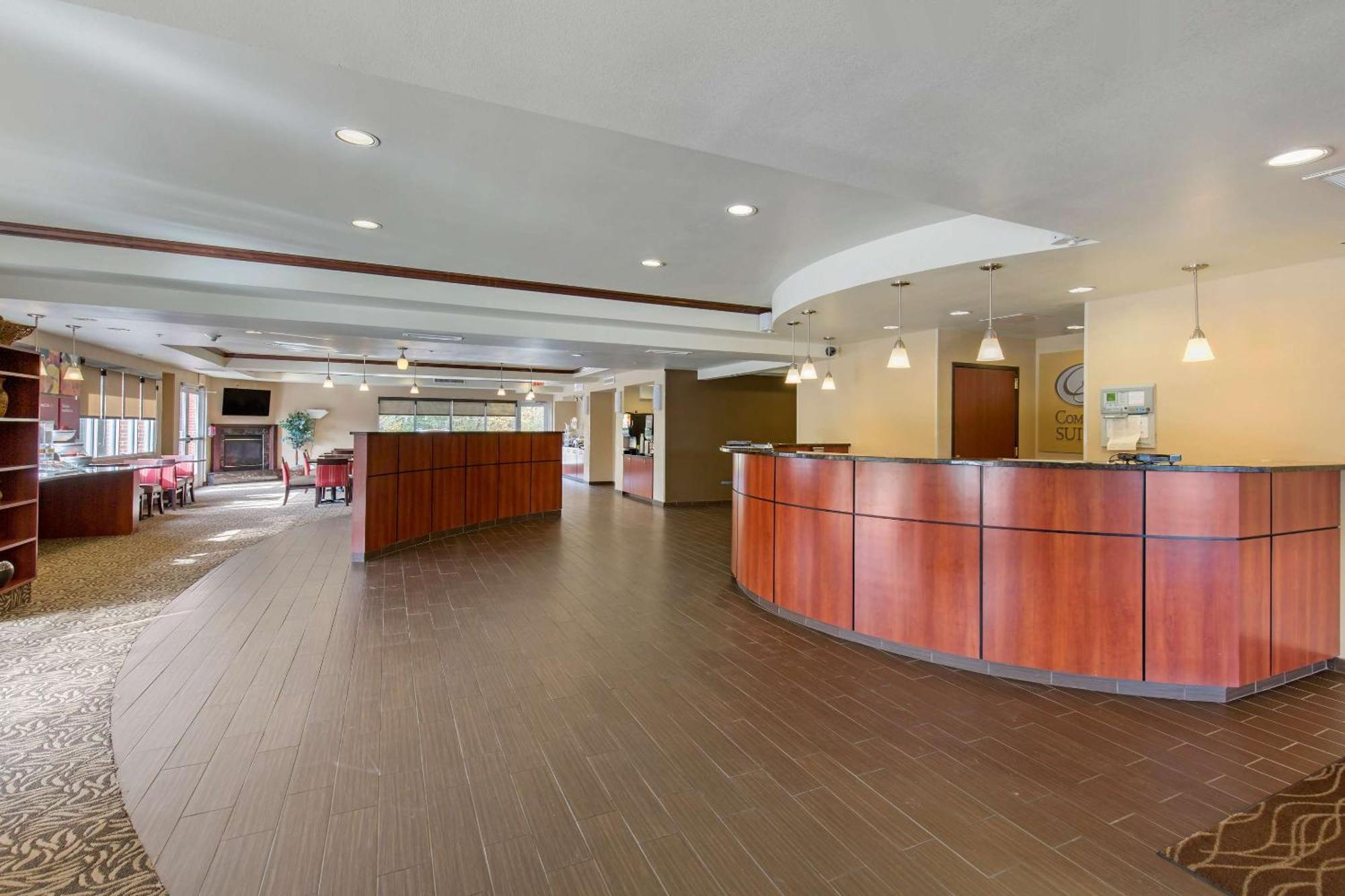 Comfort Suites Сефорд Екстер'єр фото