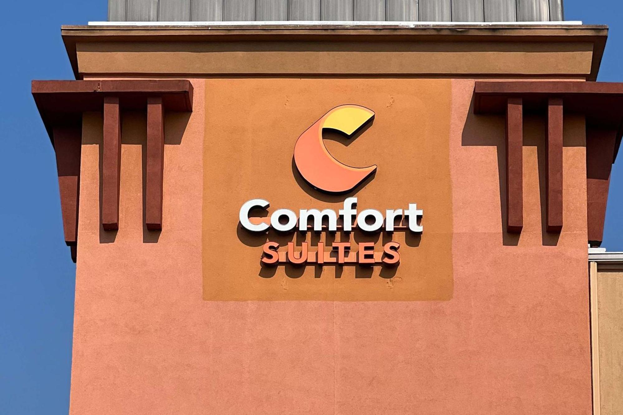 Comfort Suites Сефорд Екстер'єр фото